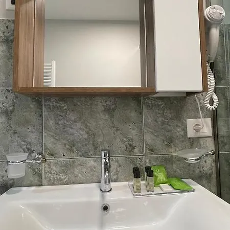 Comfort In Center