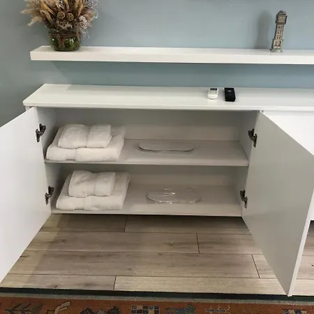 Comfort In Center Apartment *