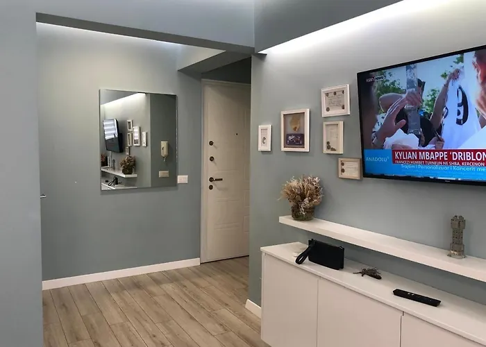 Comfort In Center Apartment